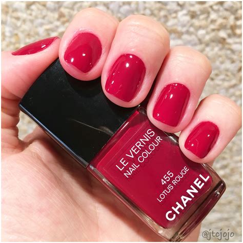 Chanel Lotus Rouge Le Vernis Nail Colour Product Info 